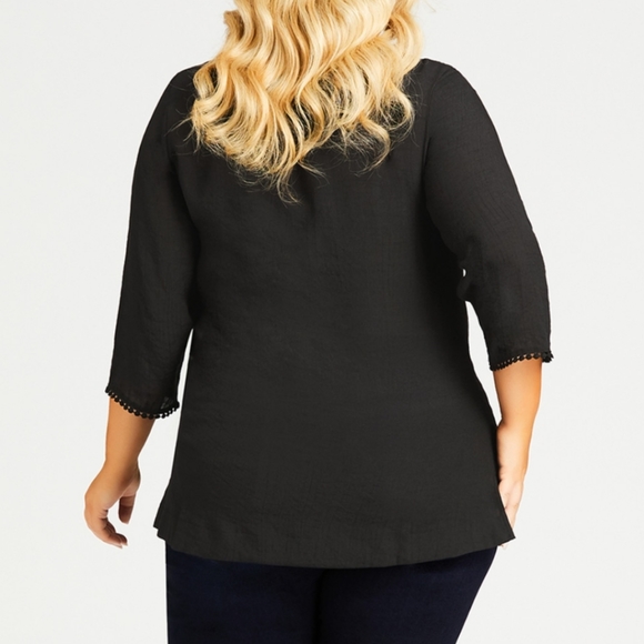 Avenue plus size 22/24 aqua crochet trim tunic - Picture 6 of 14